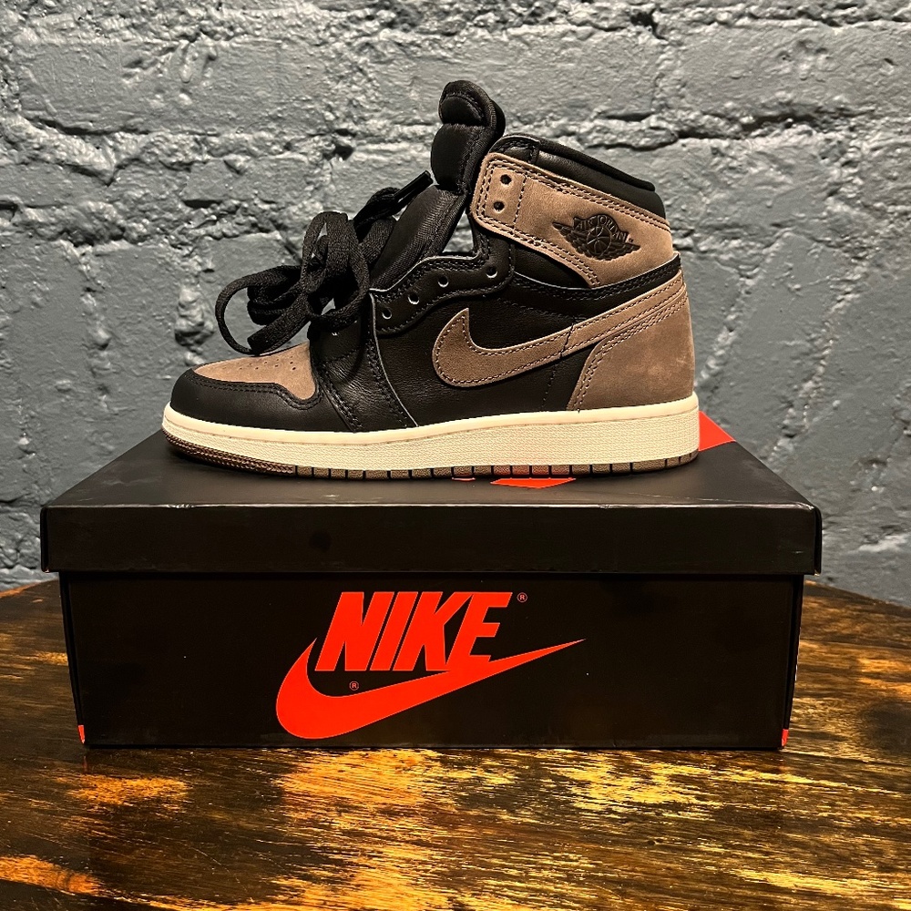 AIR JORDAN 1 RETRO HIGH OG GS 'PALOMINO' Black/Metallic Gold/Palomino/Sail